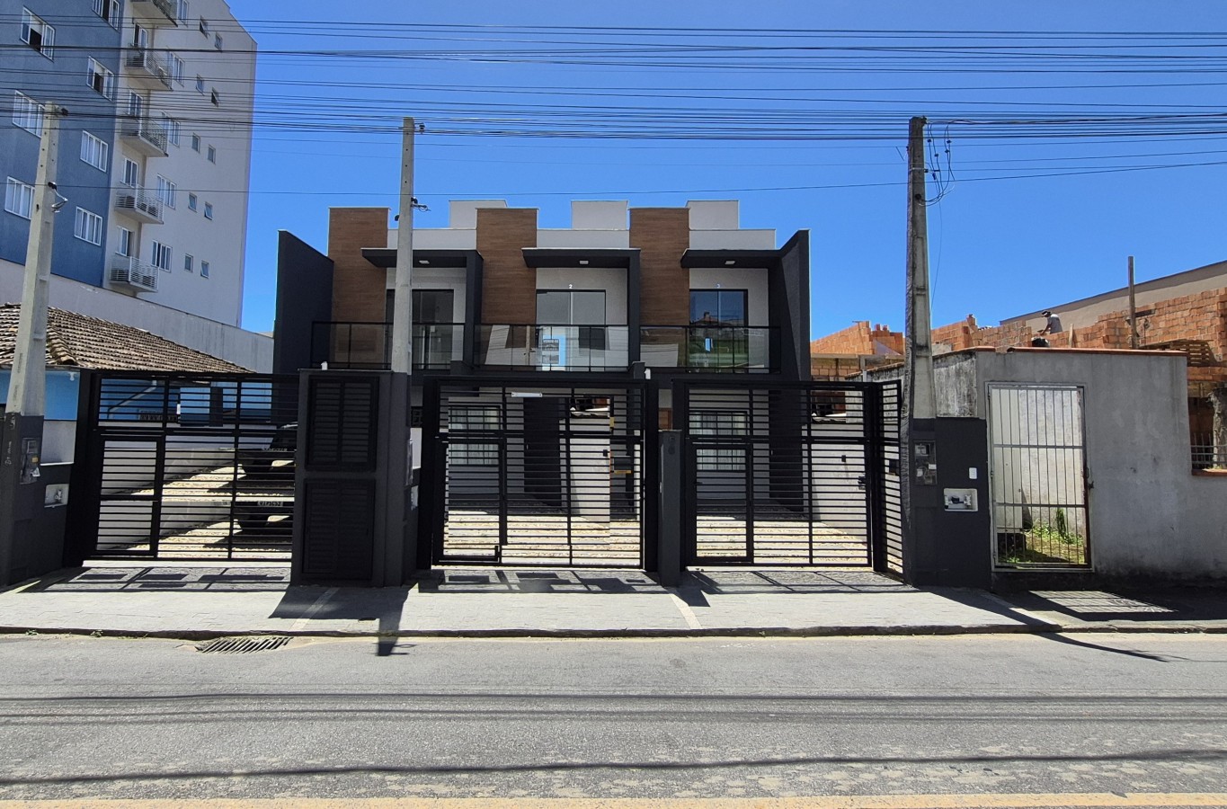 Casa com 2 suítes no bairro Jaraguá Esquerdo em Jaraguá do Sul, Urbana Imóveis
