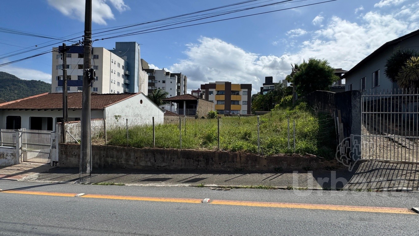 Terreno à venda no bairro Nova Brasília – Jaraguá do Sul