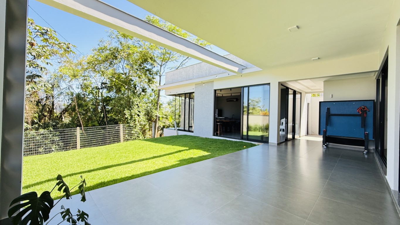 Casa semimobiliada na Barra do Rio Cerro - Jaraguá do Sul | Urbana Imóveis