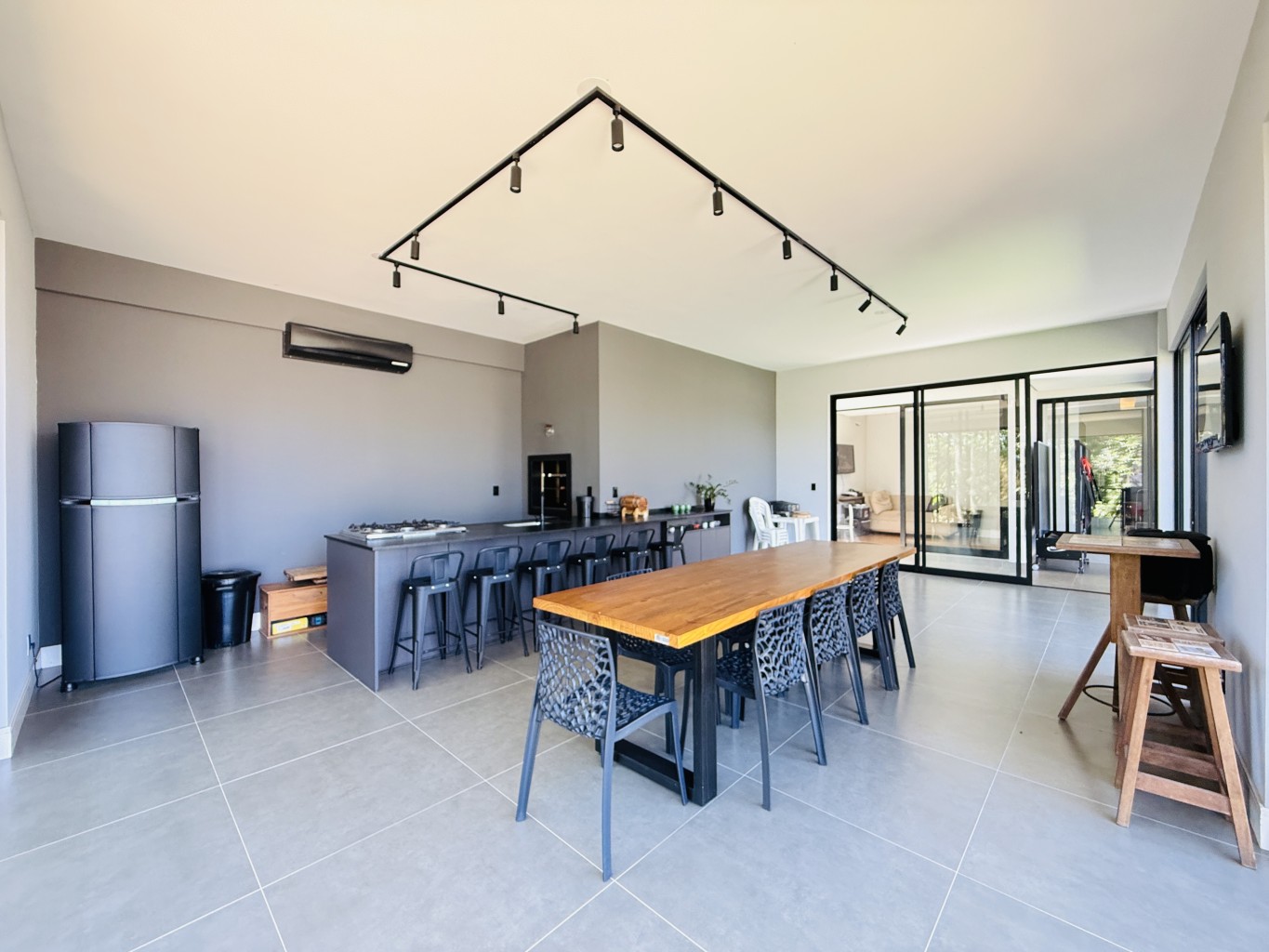 Casa semimobiliada na Barra do Rio Cerro - Jaraguá do Sul | Urbana Imóveis