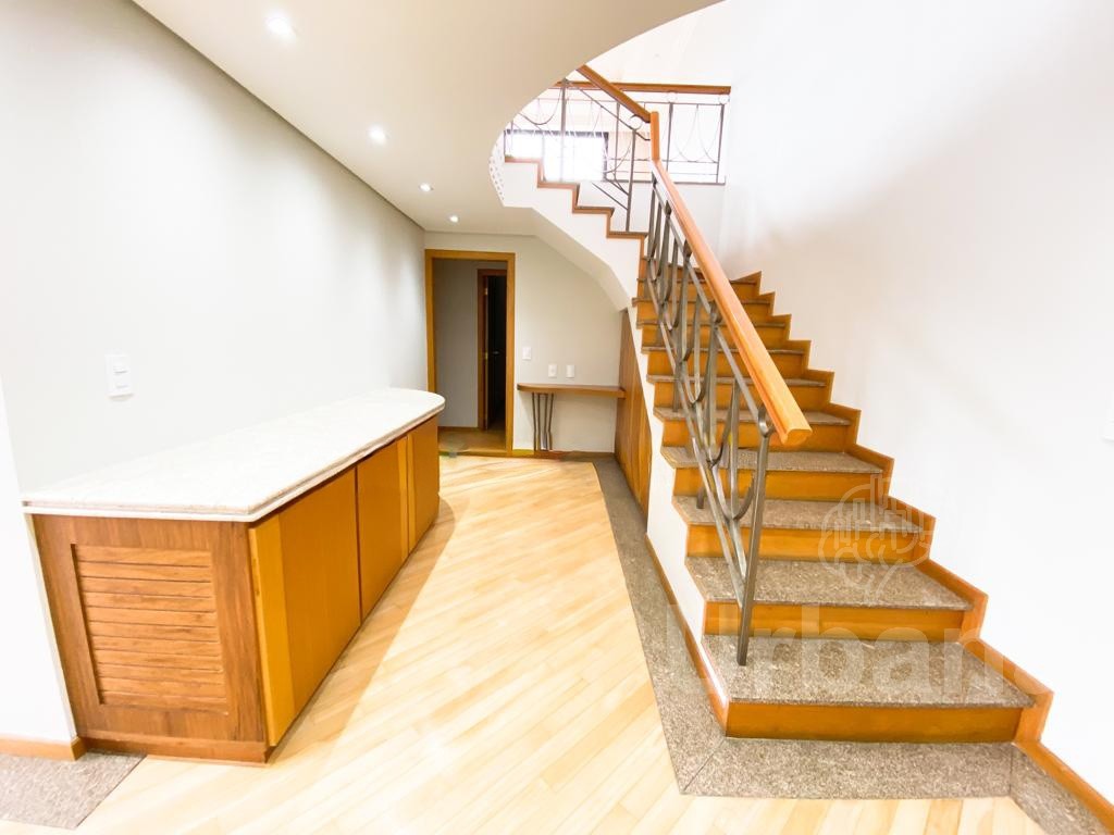 Cobertura duplex com 3 suítes no Edifício Dianthus, Centro de Jaraguá do Sul