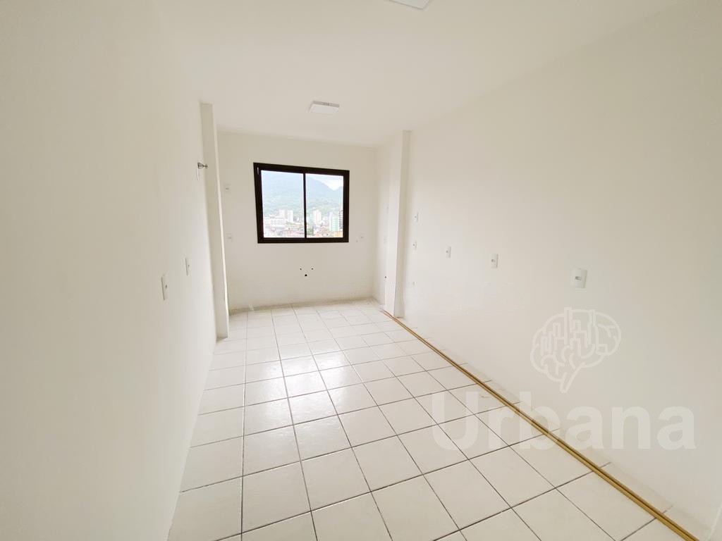 Cobertura duplex com 3 suítes no Edifício Dianthus, Centro de Jaraguá do Sul