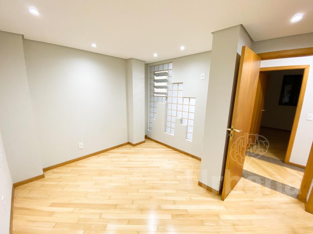 Cobertura duplex com 3 suítes no Edifício Dianthus, Centro de Jaraguá do Sul