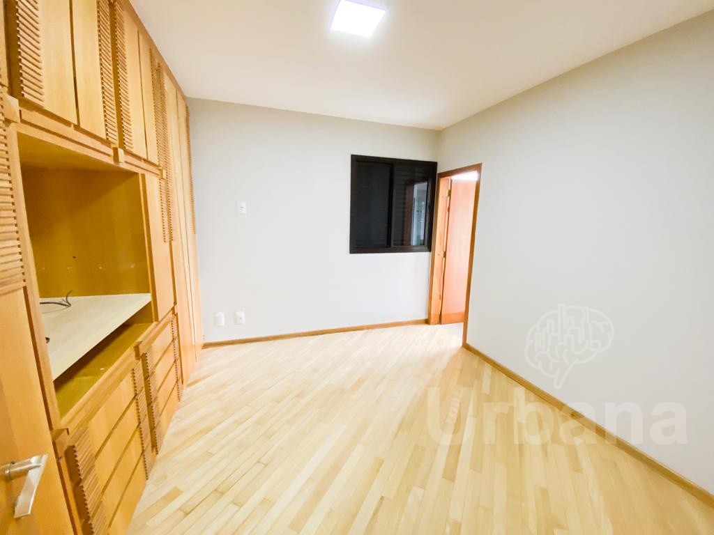 Cobertura duplex com 3 suítes no Edifício Dianthus, Centro de Jaraguá do Sul