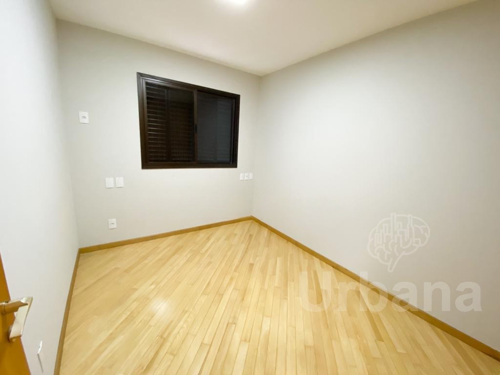 Cobertura duplex com 3 suítes no Edifício Dianthus, Centro de Jaraguá do Sul