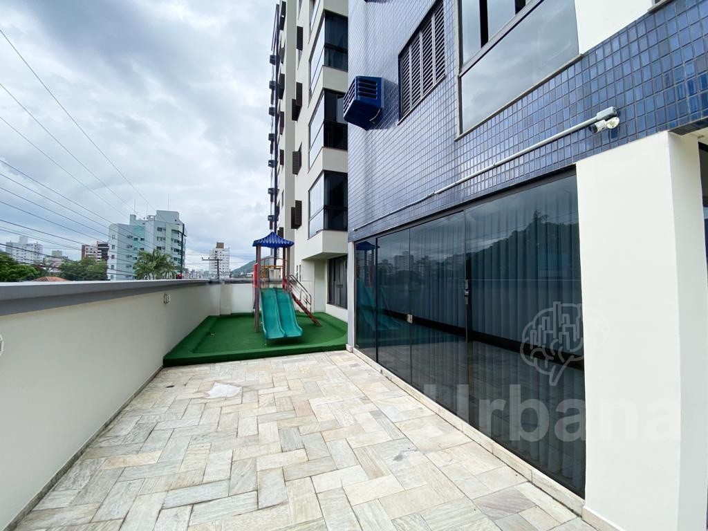 Cobertura duplex com 3 suítes no Edifício Dianthus, Centro de Jaraguá do Sul