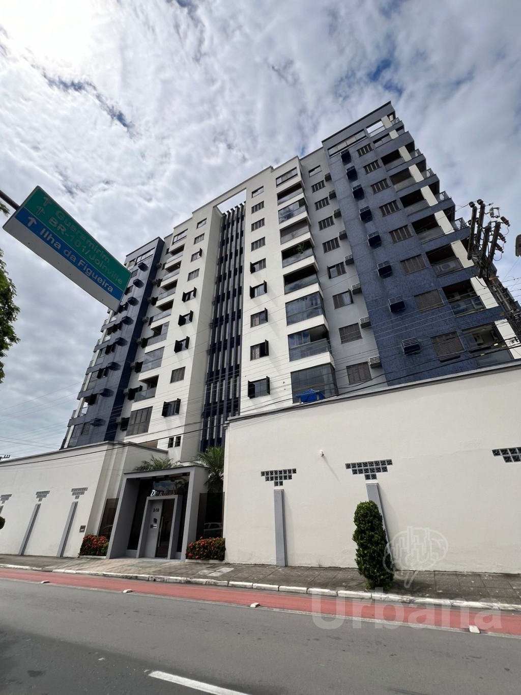 Cobertura duplex com 3 suítes no Edifício Dianthus, Centro de Jaraguá do Sul