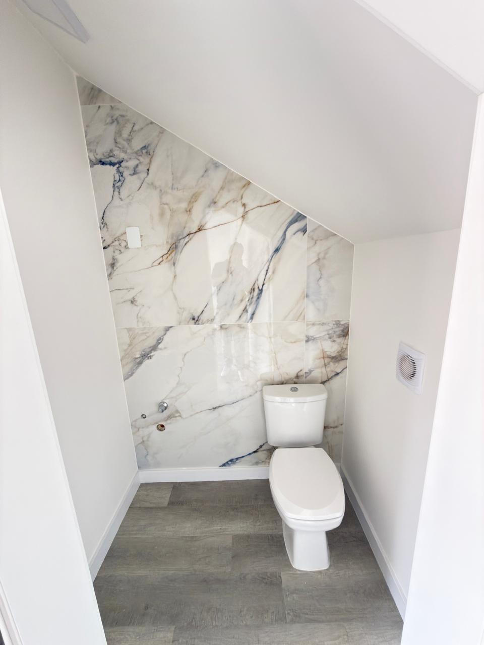 Casa com 3 suíte e piscina no bairro São Luis - Jaraguá do Sul | Urbana Imóveis