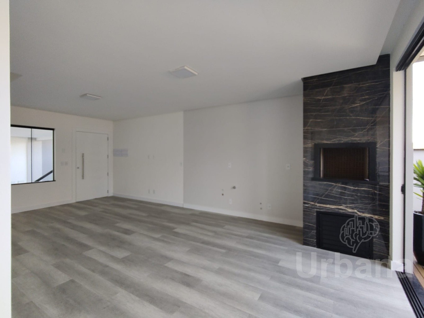 Casa com 3 suíte e piscina no bairro São Luis - Jaraguá do Sul | Urbana Imóveis