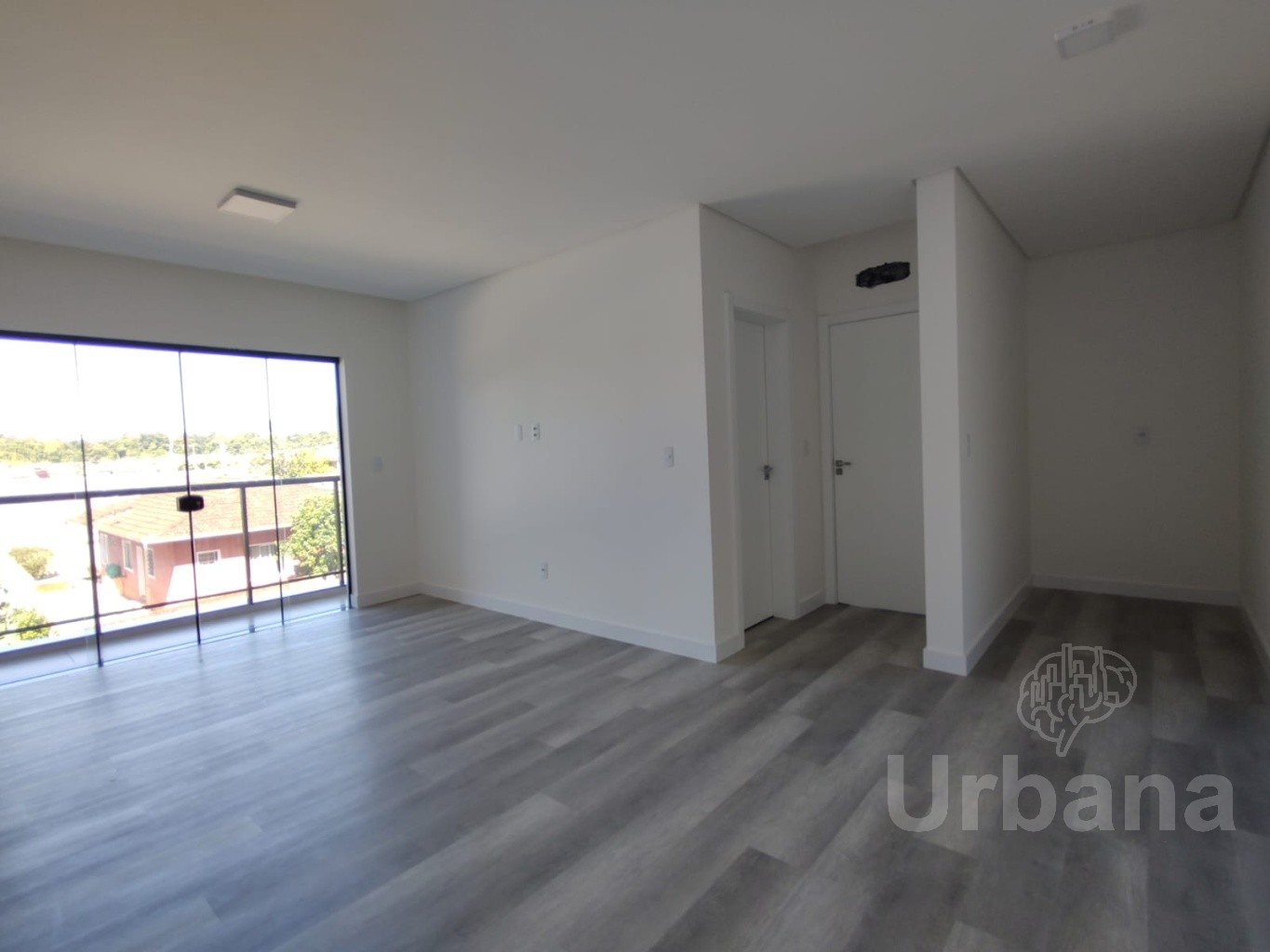 Casa com 3 suíte e piscina no bairro São Luis - Jaraguá do Sul | Urbana Imóveis