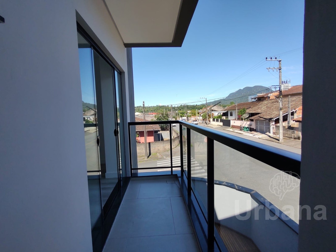 Casa com 3 suíte e piscina no bairro São Luis - Jaraguá do Sul | Urbana Imóveis