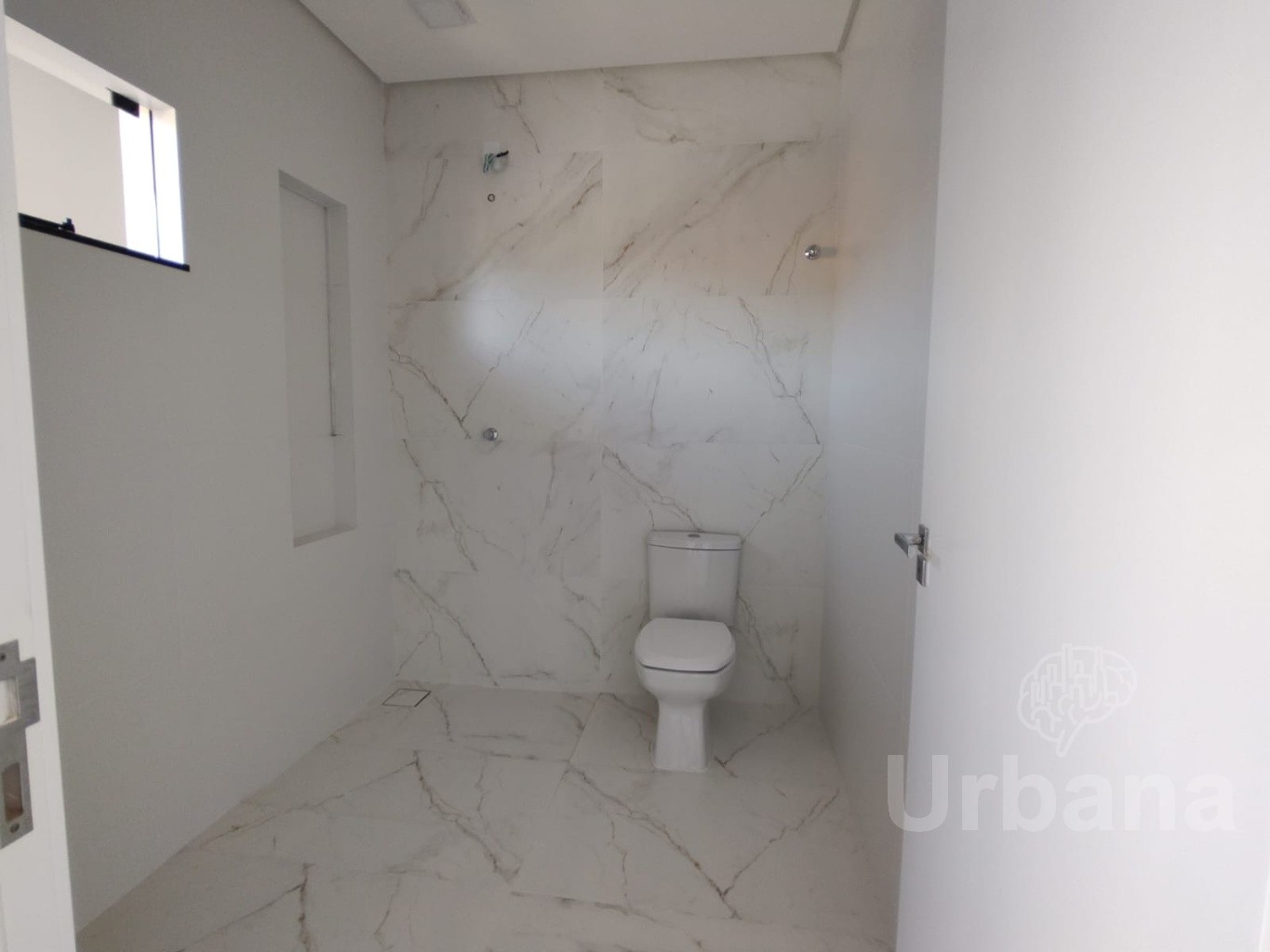 Casa com 3 suíte e piscina no bairro São Luis - Jaraguá do Sul | Urbana Imóveis