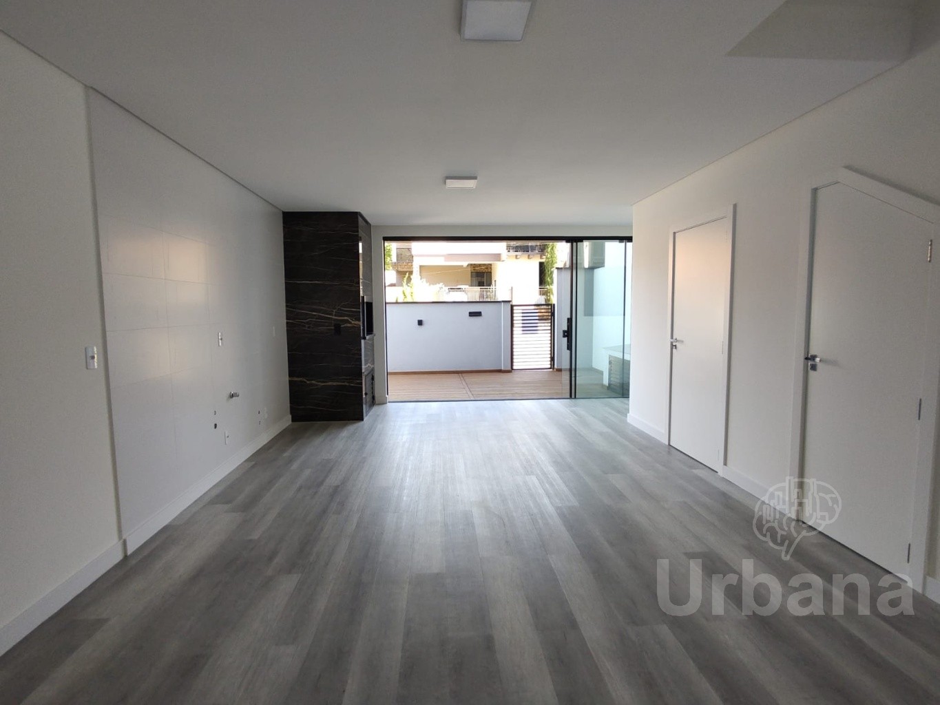 Casa com 3 suíte e piscina no bairro São Luis - Jaraguá do Sul | Urbana Imóveis