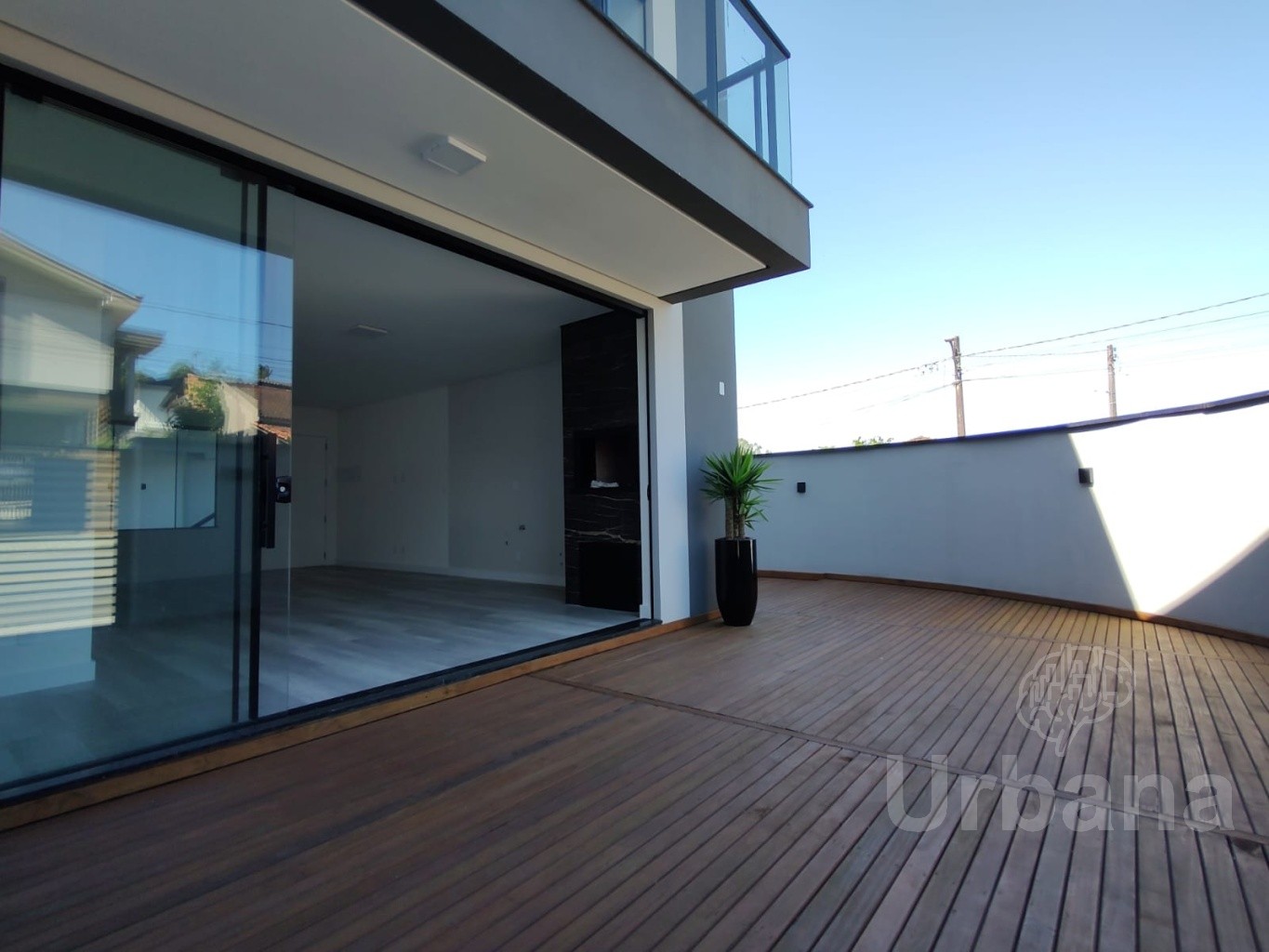 Casa com 3 suíte e piscina no bairro São Luis - Jaraguá do Sul | Urbana Imóveis