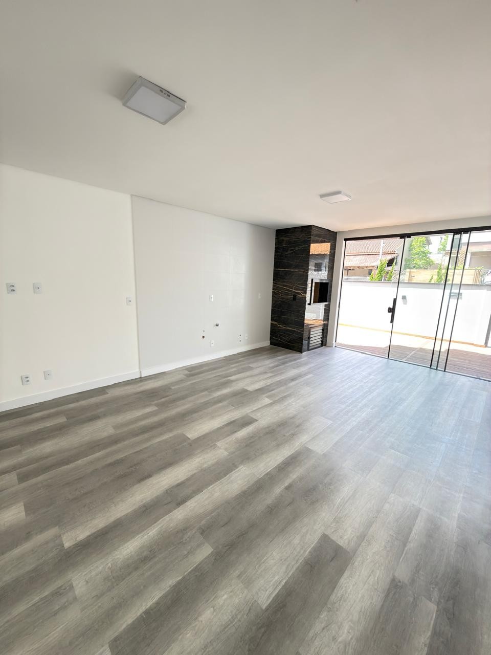 Casa com 3 suíte e piscina no bairro São Luis - Jaraguá do Sul | Urbana Imóveis