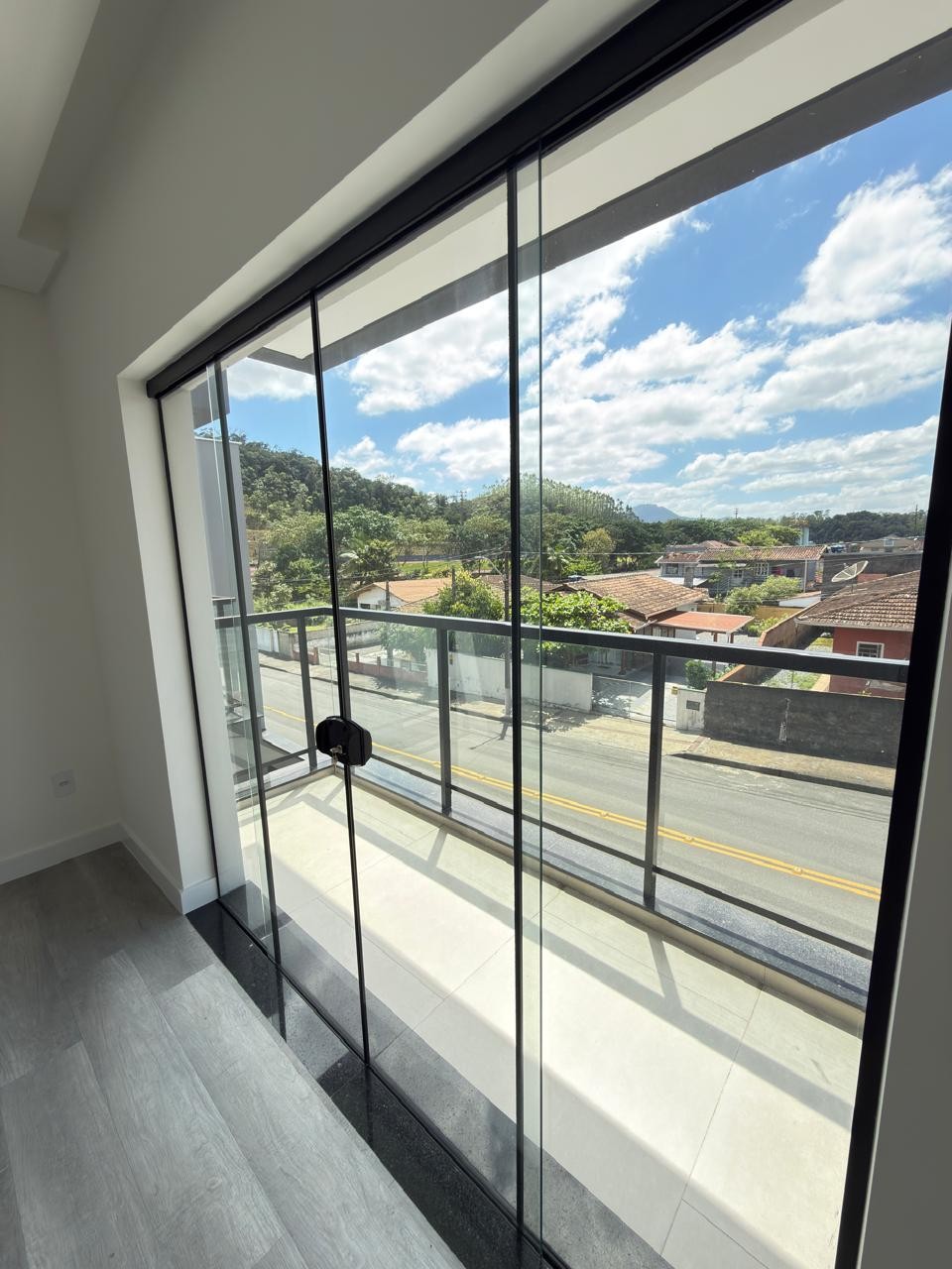 Casa com 3 suíte e piscina no bairro São Luis - Jaraguá do Sul | Urbana Imóveis