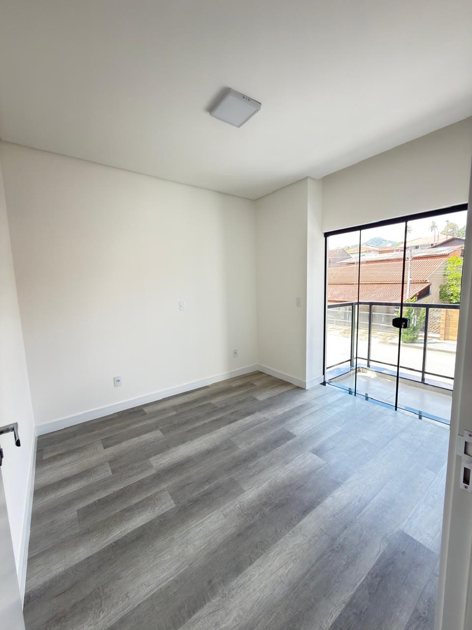 Casa com 3 suíte e piscina no bairro São Luis - Jaraguá do Sul | Urbana Imóveis