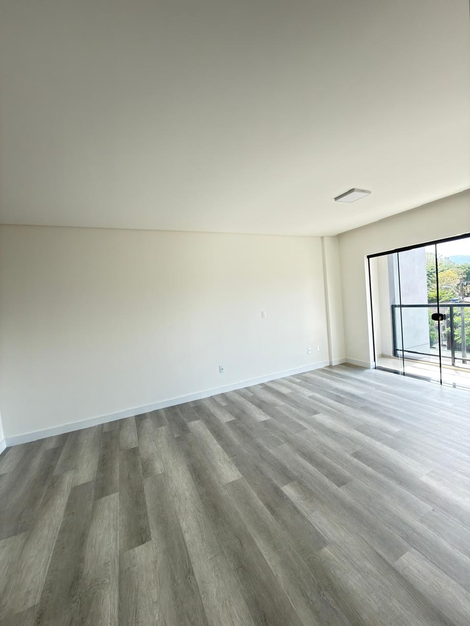 Casa com 3 suíte e piscina no bairro São Luis - Jaraguá do Sul | Urbana Imóveis