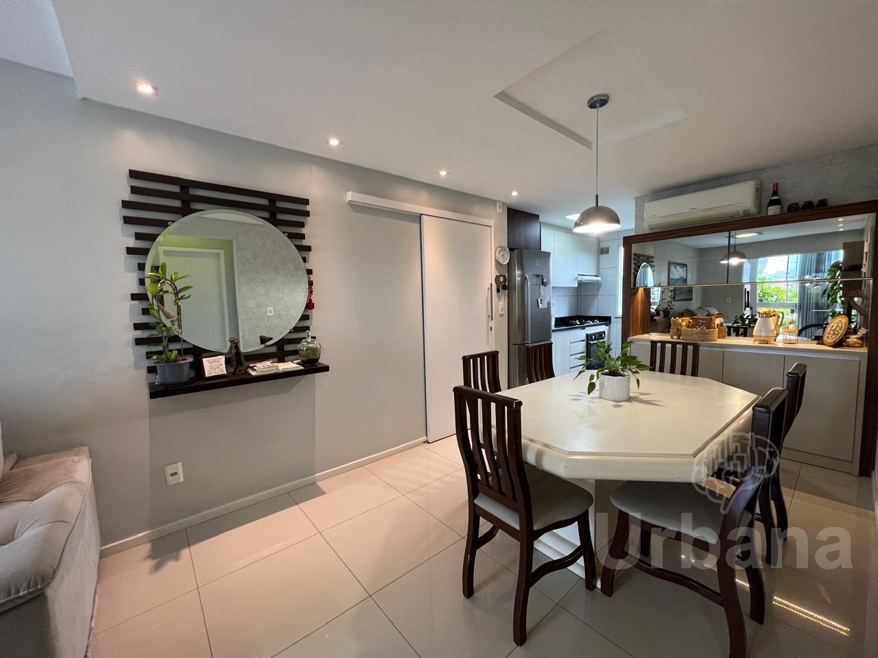 Apartamento mobiliado no bairro Jaraguá Esquerdo – Jaraguá do Sul | Urbana Imóveis