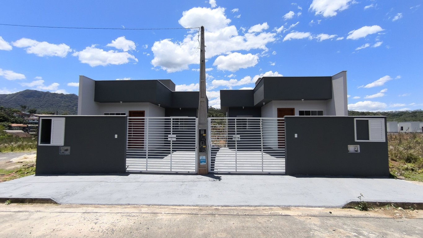 Casa Geminada no Três Rios do Norte - Jaraguá do Sul | Urbana Imóveis