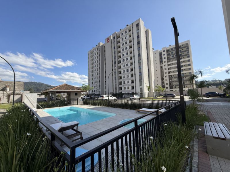 Apartamento de 2 quartos com elevador no bairro Baependi em Jaraguá do Sul