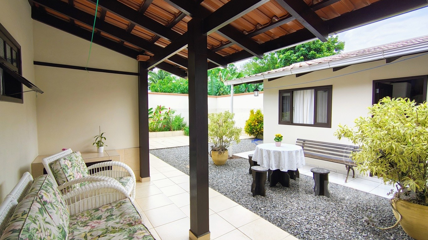 Casa no bairro Amizade – Jaraguá do Sul | Urbana Imóveis