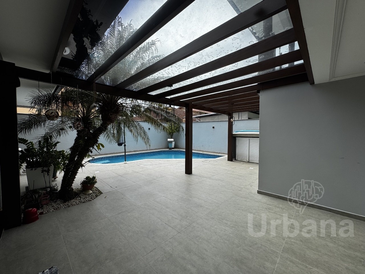 Casa com piscina em Jaraguá do Sul | Urbana Imóveis