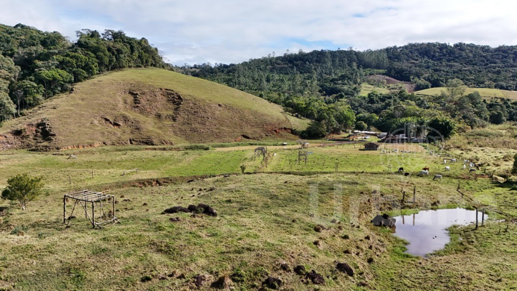 Terreno rural em Massaranduba com casa e lagoas - Urbana Imóveis