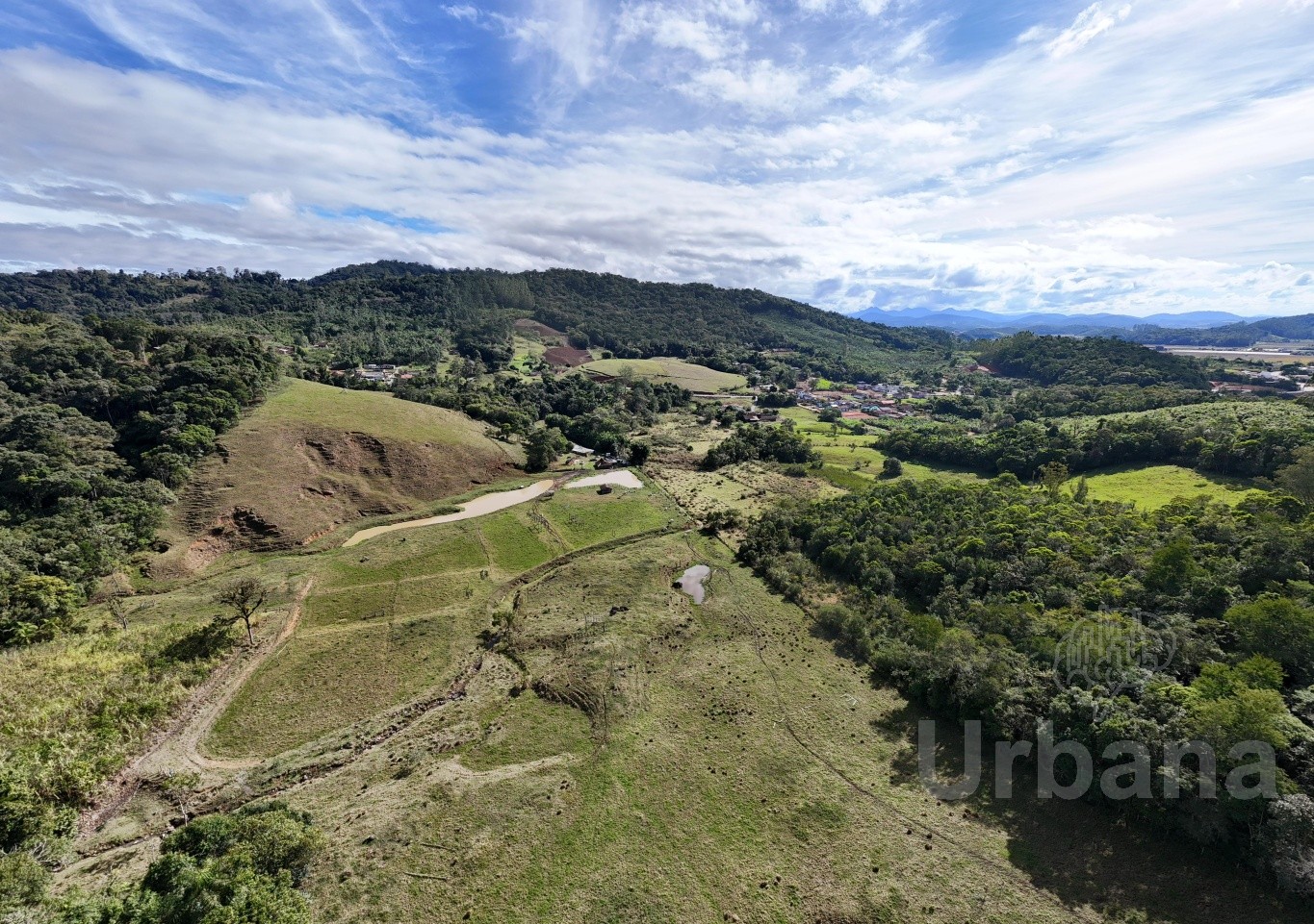 Terreno rural em Massaranduba com casa e lagoas - Urbana Imóveis
