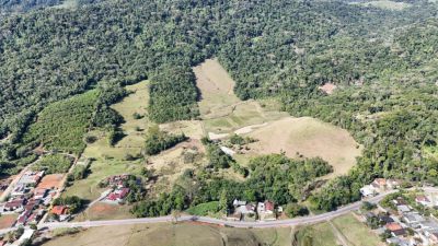 Terreno rural em Massaranduba com casa e lagoas - Urbana Imóveis