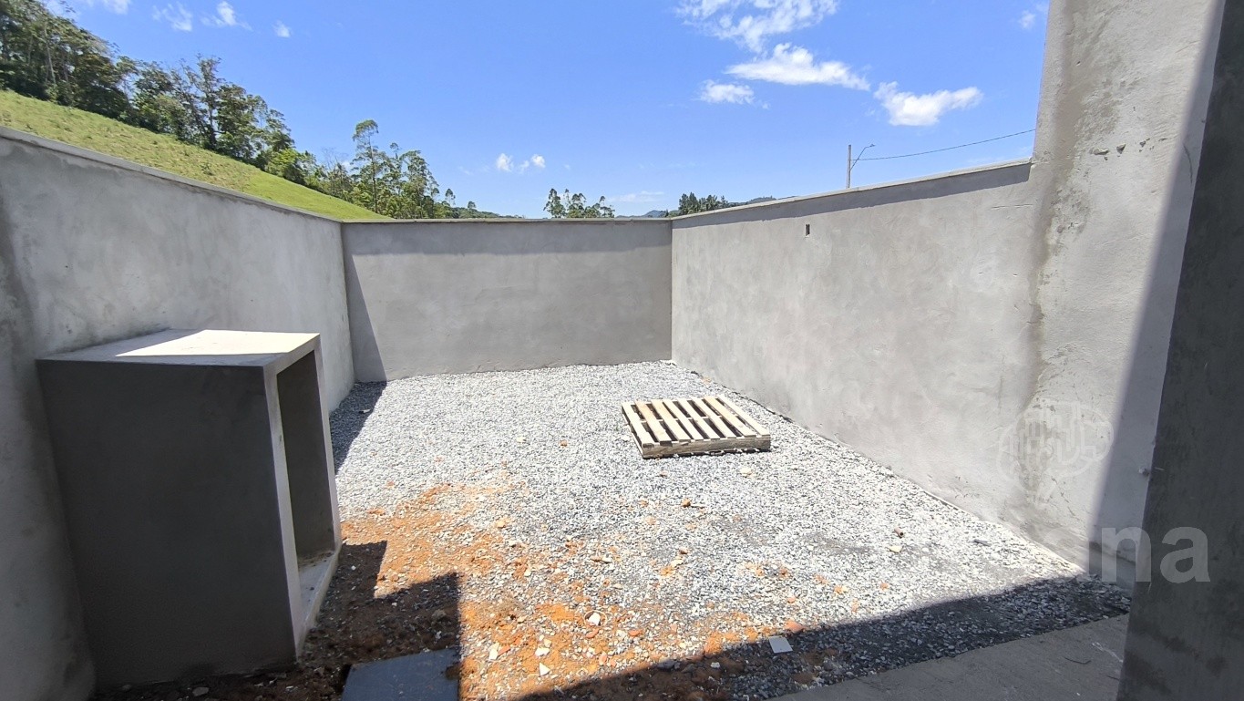 Casa com 2 suítes na Barra do Rio Cerro | Jaraguá do Sul