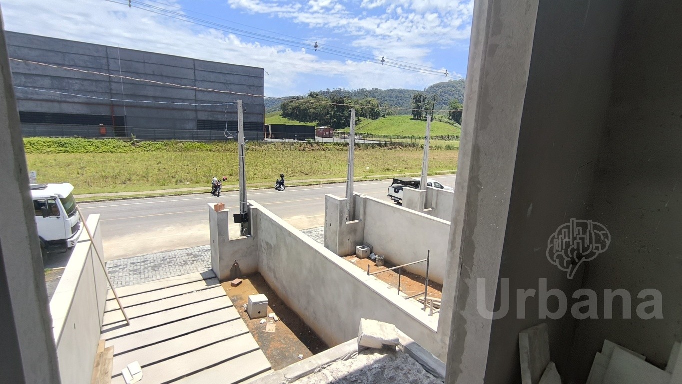 Casa com 2 suítes na Barra do Rio Cerro | Jaraguá do Sul
