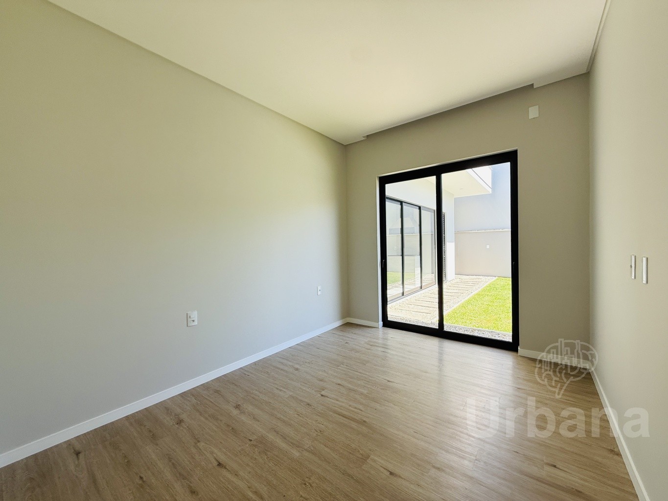 Casa térrea de alto padrão no bairro Amizade – Jaraguá do Sul | Urbana Imóveis