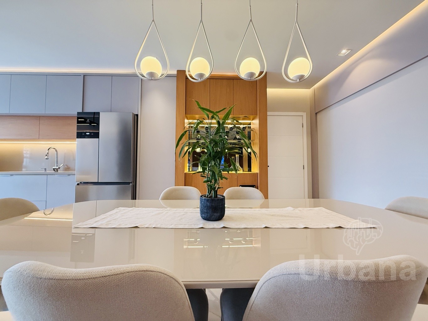 Apartamento mobiliado no Buonavita Residenziale – Barra do Rio Cerro | Urbana Imóveis