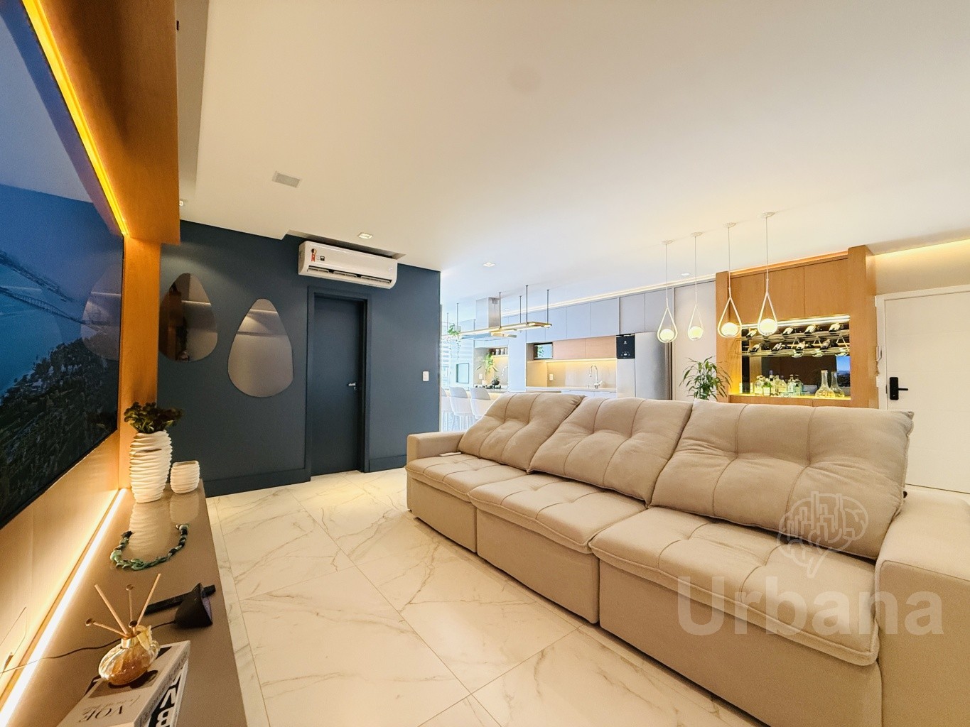 Apartamento mobiliado no Buonavita Residenziale – Barra do Rio Cerro | Urbana Imóveis