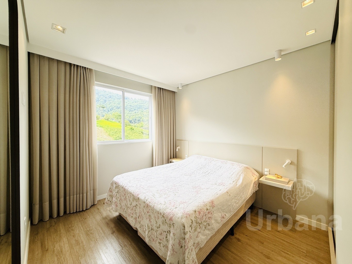 Apartamento mobiliado no Buonavita Residenziale – Barra do Rio Cerro | Urbana Imóveis