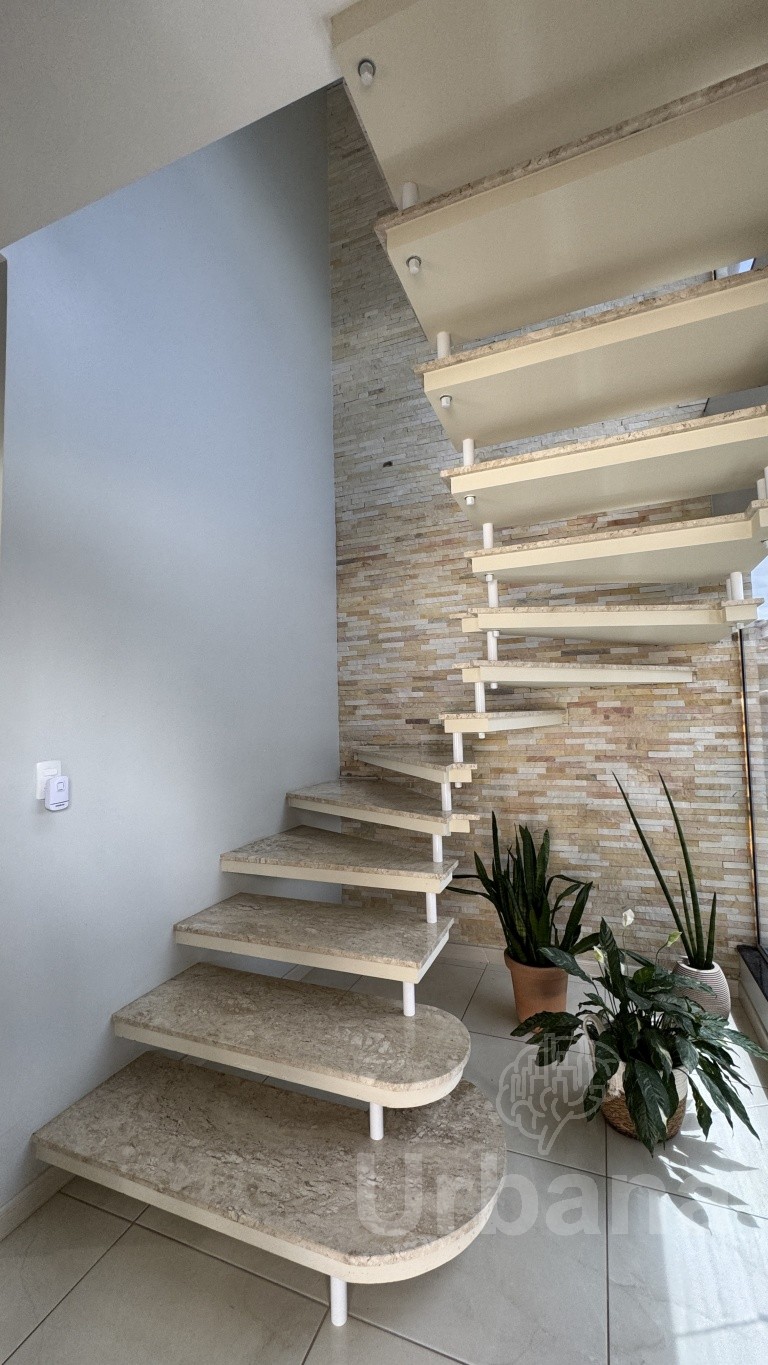 Casa semimobiliada na Barra do Rio Cerro – Jaraguá do Sul | Urbana Imóveis