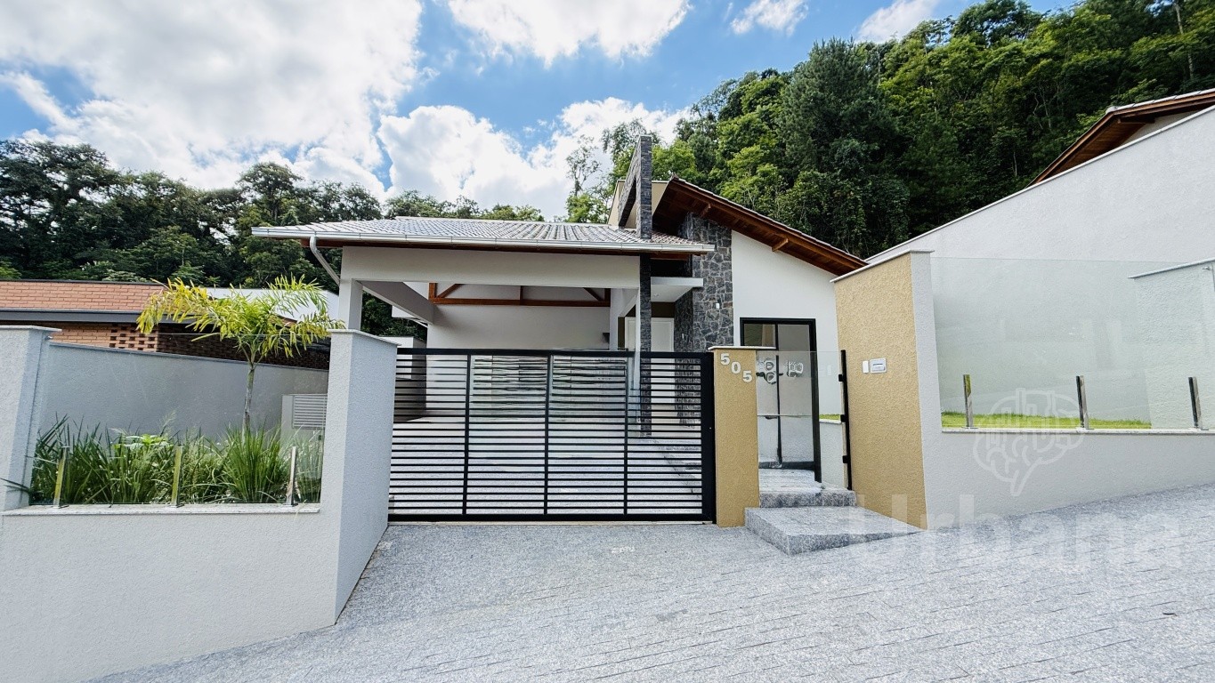 Casa Térrea na Tifa Martins - Jaraguá do Sul | Urbana Imóveis