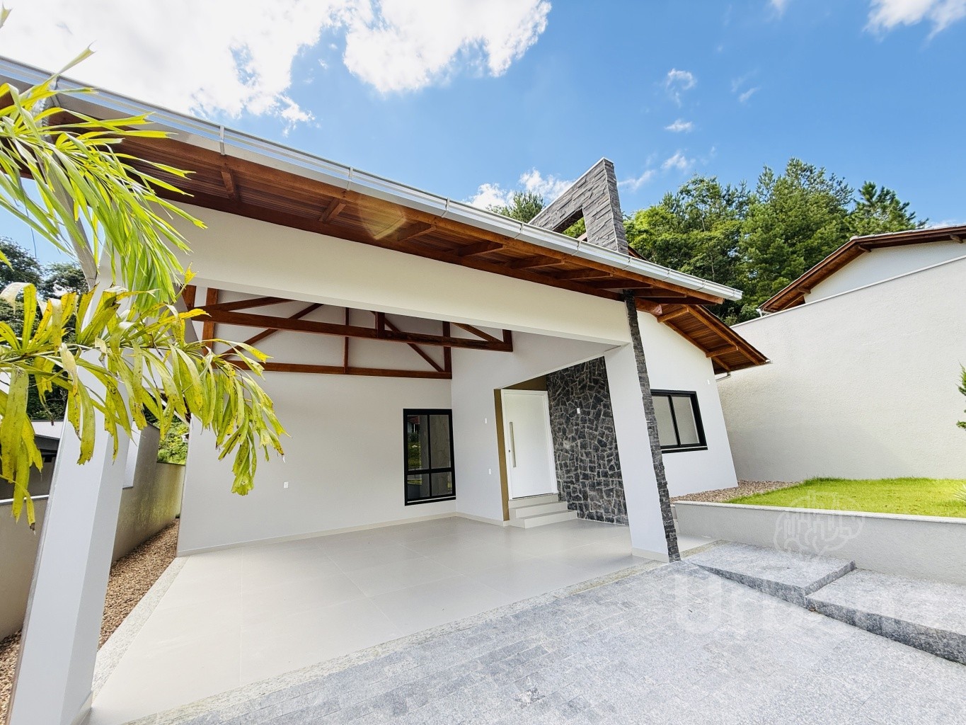 Casa Térrea na Tifa Martins - Jaraguá do Sul | Urbana Imóveis