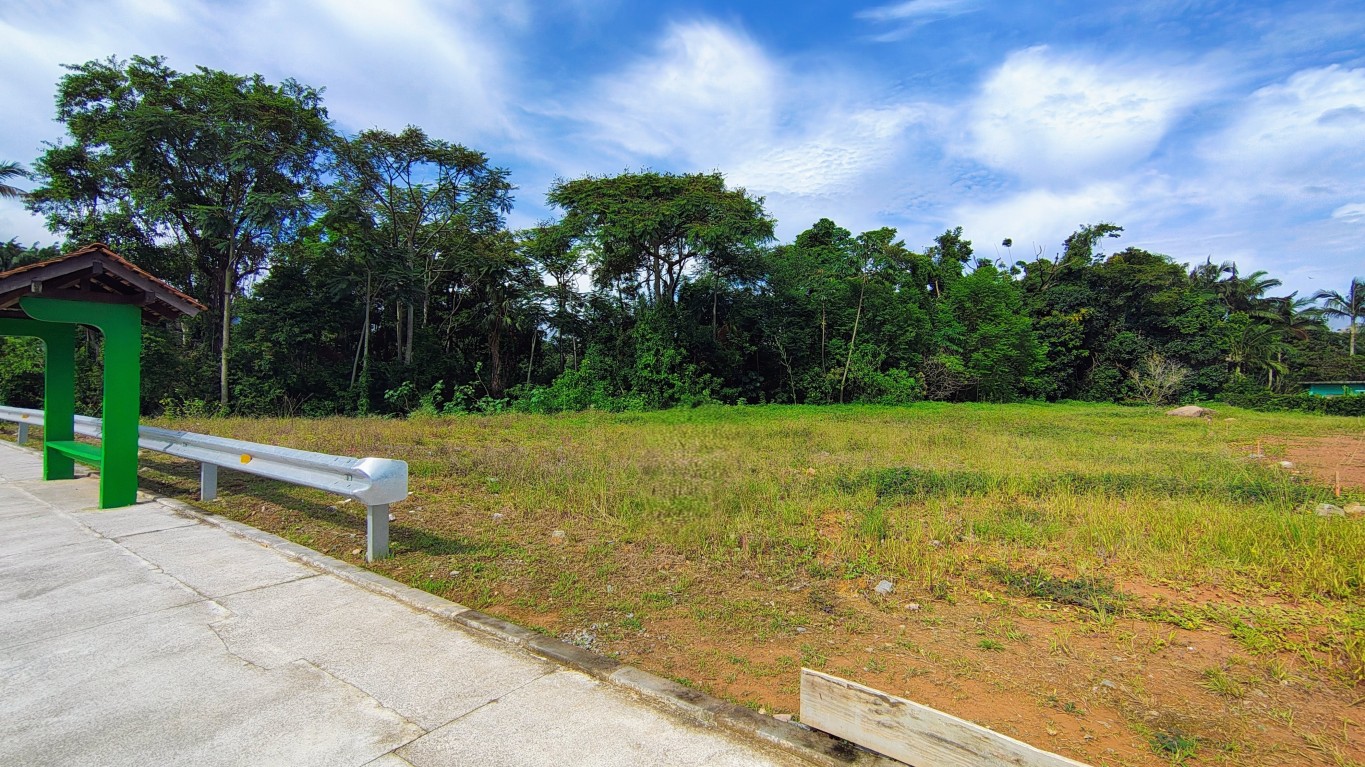 Terreno comercial no Czerniewicz com 1.125m² totais
