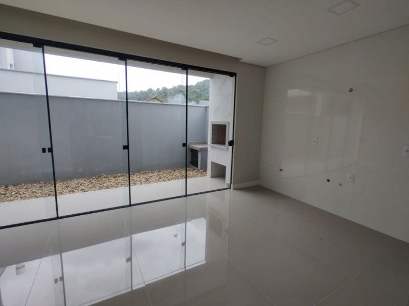 Casa Geminada à venda no Barra do Rio Cerro em Jaraguá do Sul — foto 3 | Urbana Imóveis