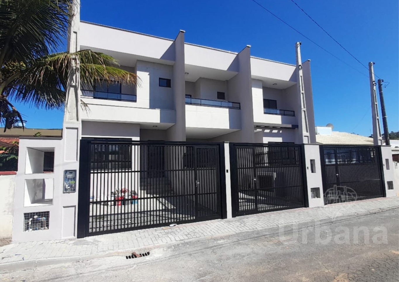Geminado com 1 suíte + 2 dormitórios no bairro Amizade em Guaramirim | Urbana Imóveis