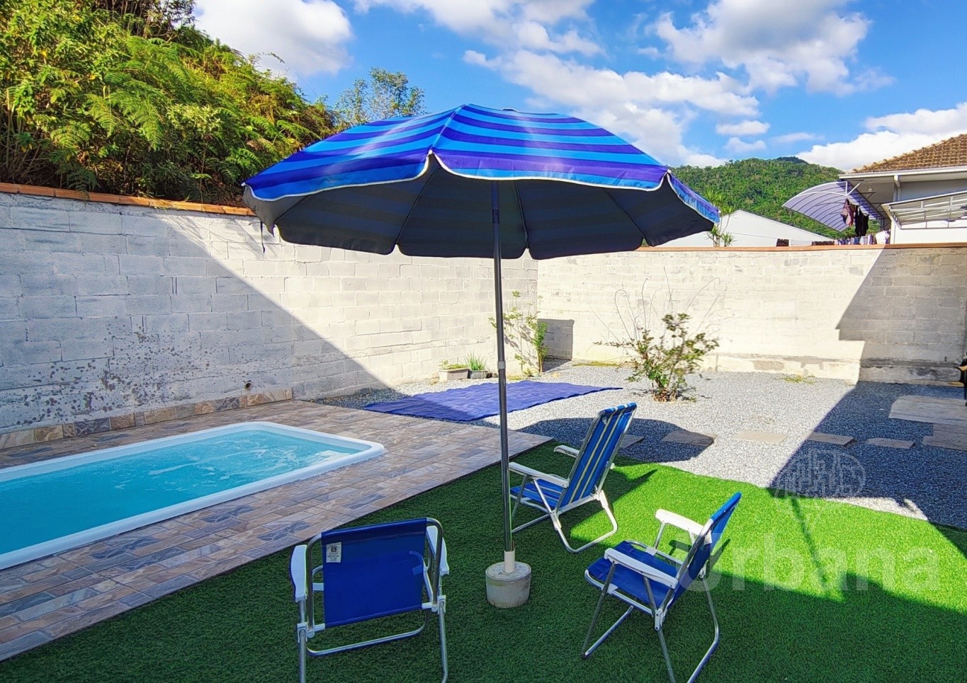 Casa com piscina à venda no bairro São Luís em Jaraguá do Sul