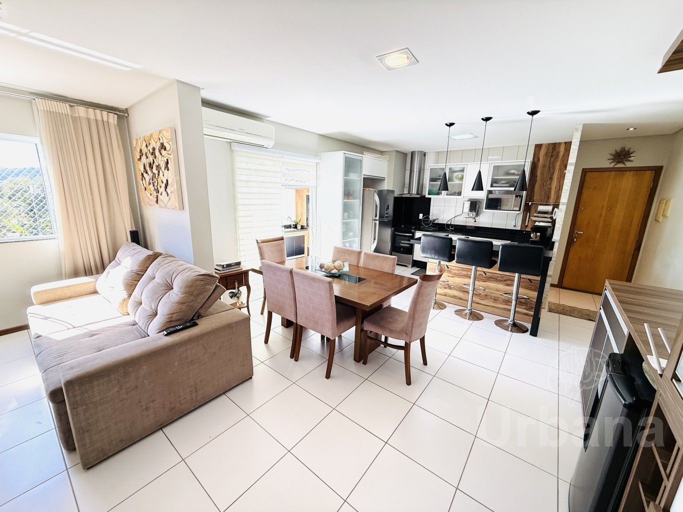 Apartamento mobiliado com Suíte e 1 Quarto na Nova Brasília em Jaraguá do Sul