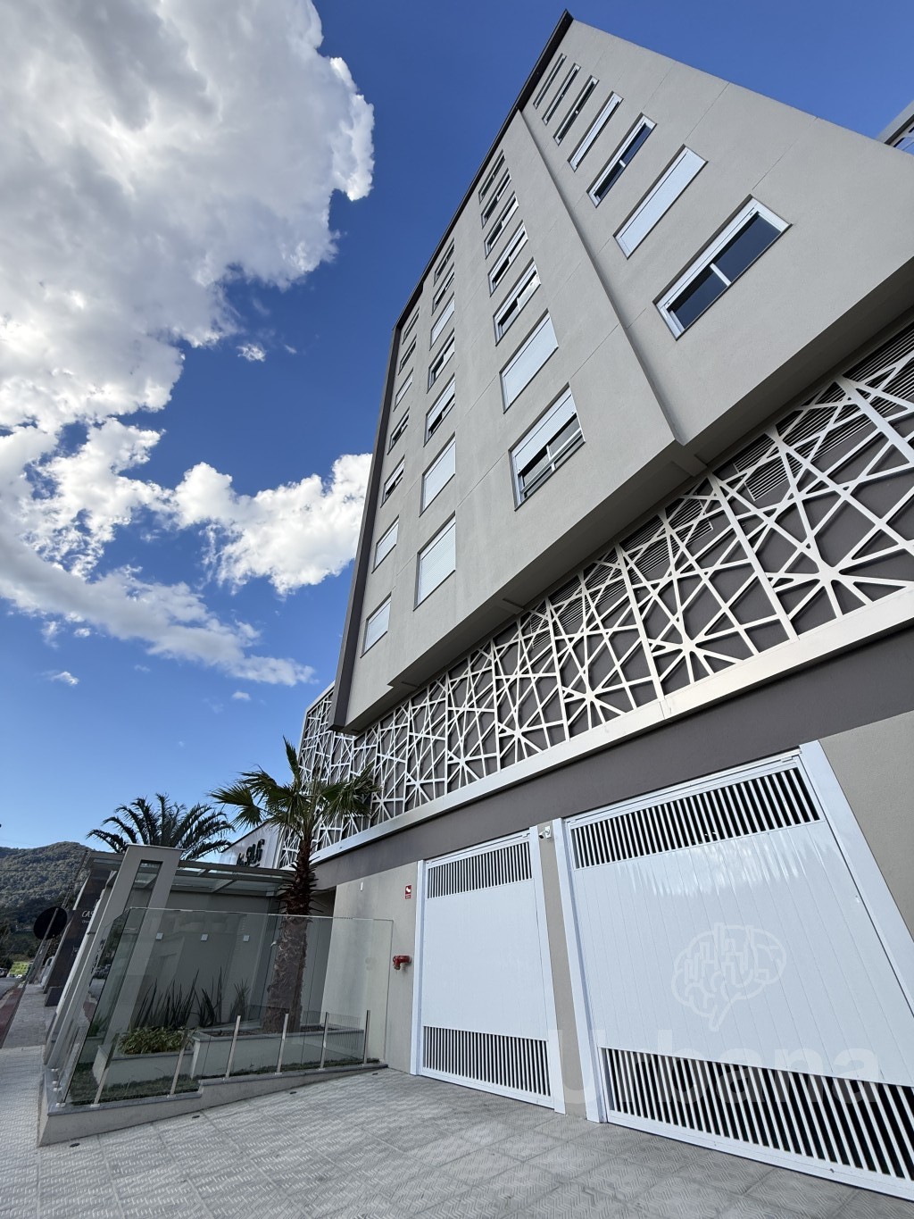 Apartamento com suíte + 1 Quarto e Amplo Terraço no Centro de Jaraguá do Sul | Urbana Imóveis