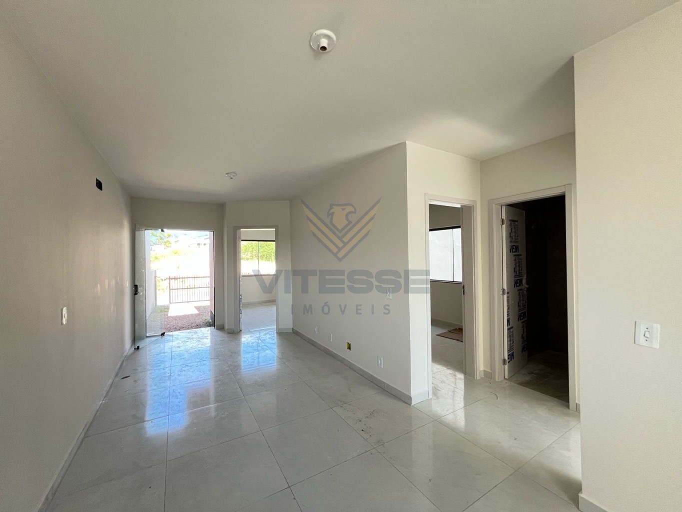 Casa com Suíte e Piscina no Bairro Benedito — foto 7