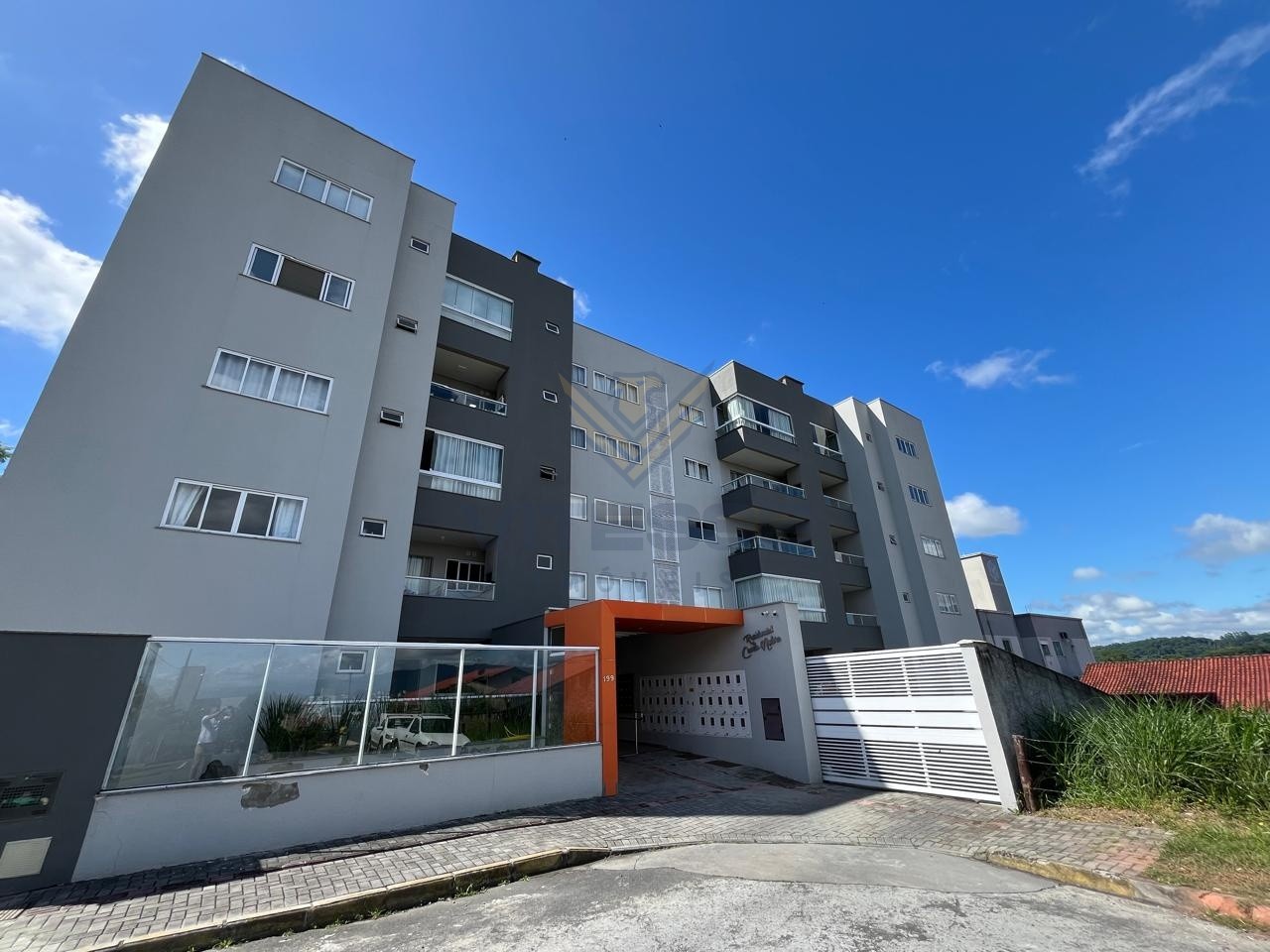 Apartamento novo com suíte mais dois quartos - foto 1