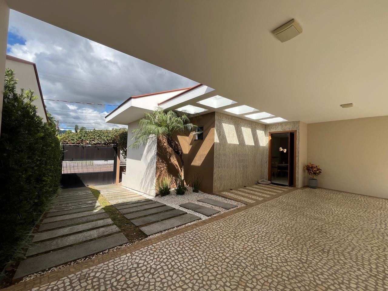 Casa Mobiliada com Suíte e Closet — foto 4