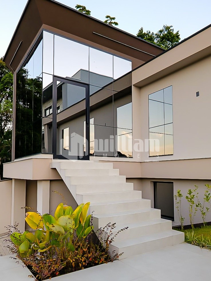 Casa de 3 quartos, 153m² no bairro Primeiro de Maio, em Brusque | Eu Corretor