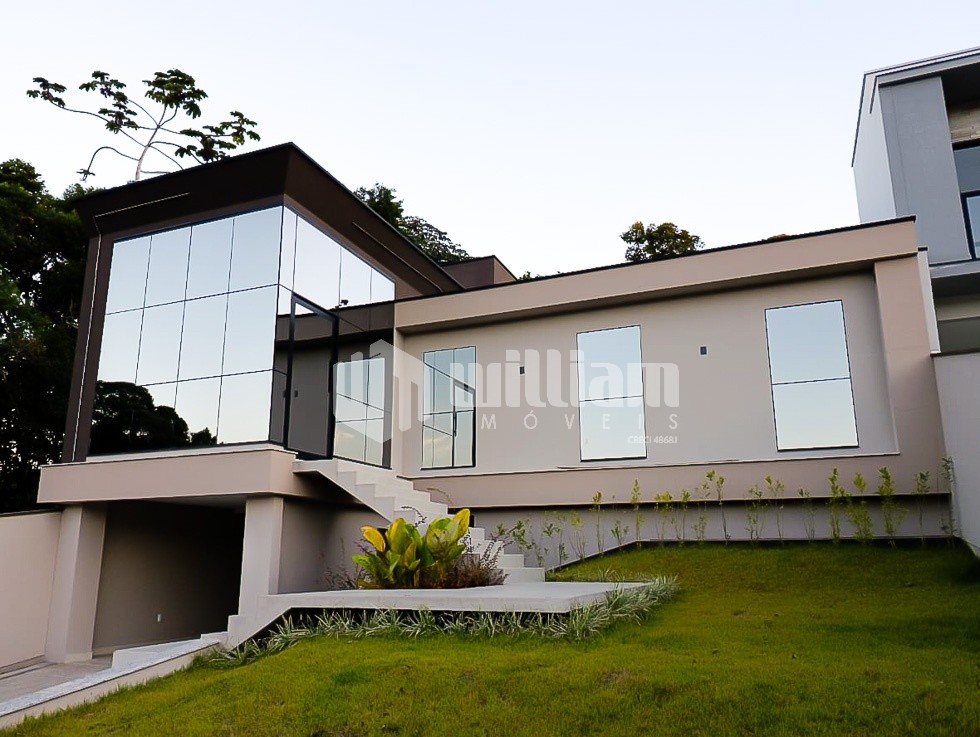 Casa de 3 quartos, 153m² no bairro Primeiro de Maio, em Brusque | Eu Corretor